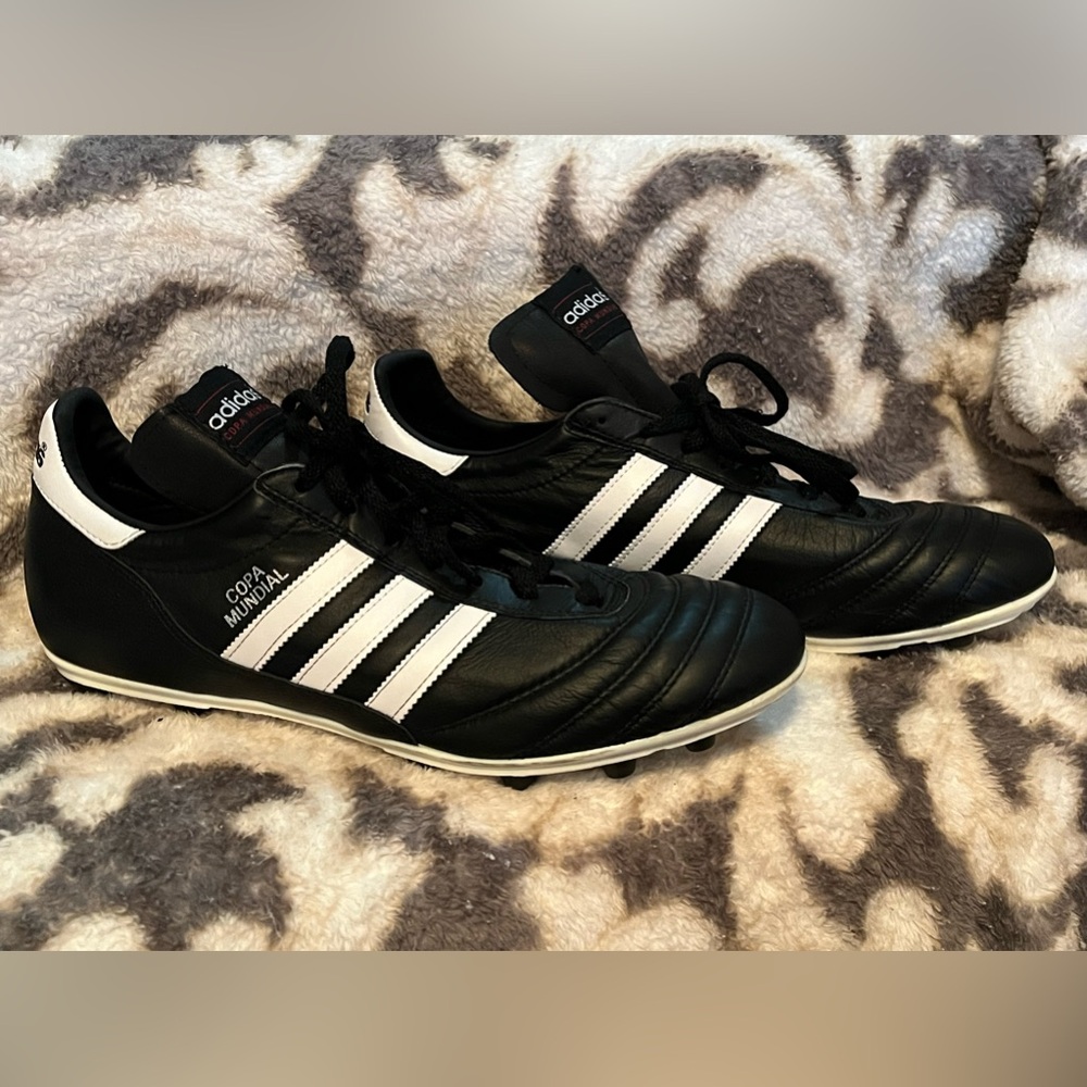 Adidas didas Copa Mundial Soccer Cleats Size 12.  Used only one time.
